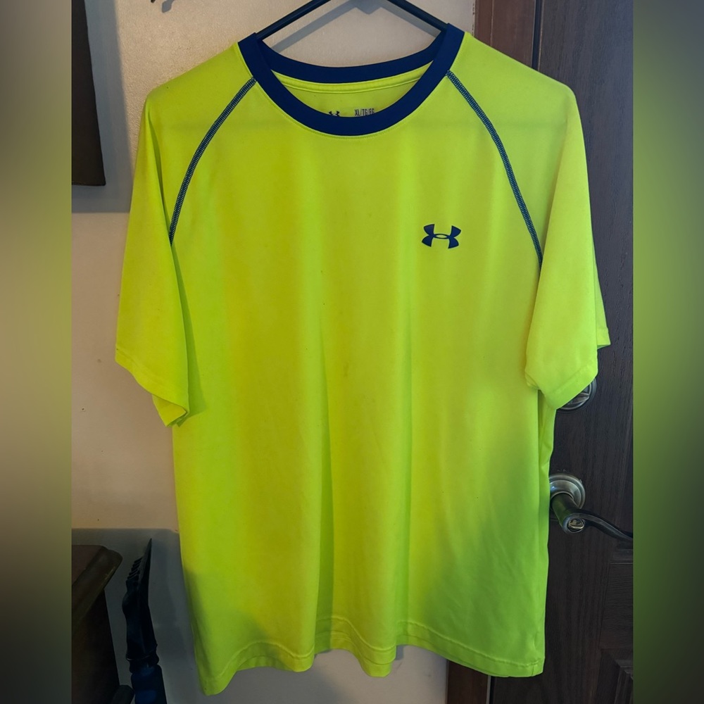 Under Armour Shirt XL